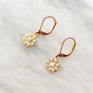 Daisy Earrings